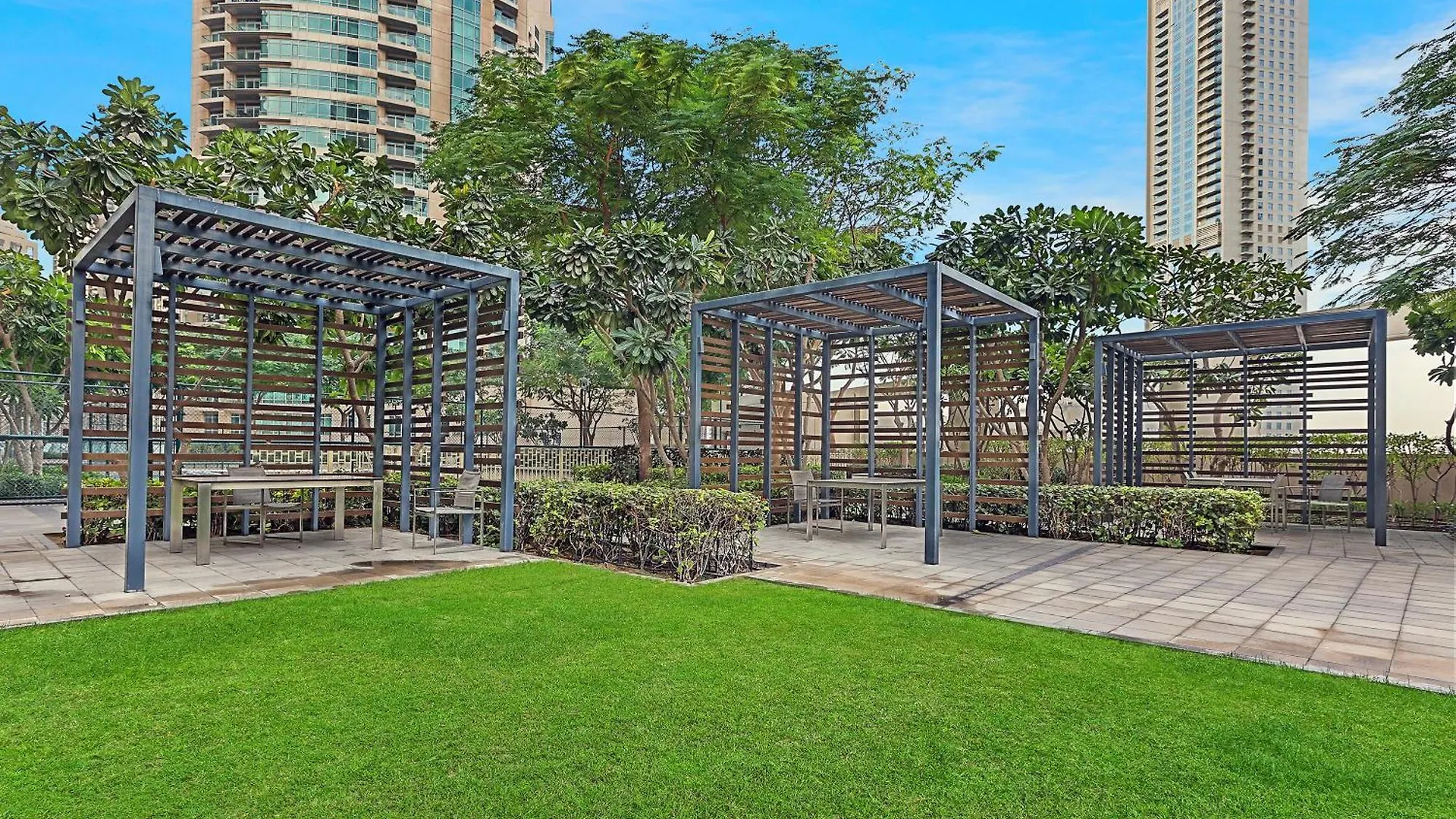 Apartment First Class 2Br With Full Dubai Skyline & Sea View