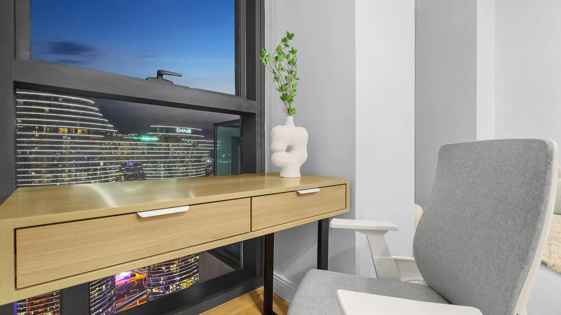 First Class 2Br With Full Dubai Skyline & Sea View 0*,  United Arab Emirates