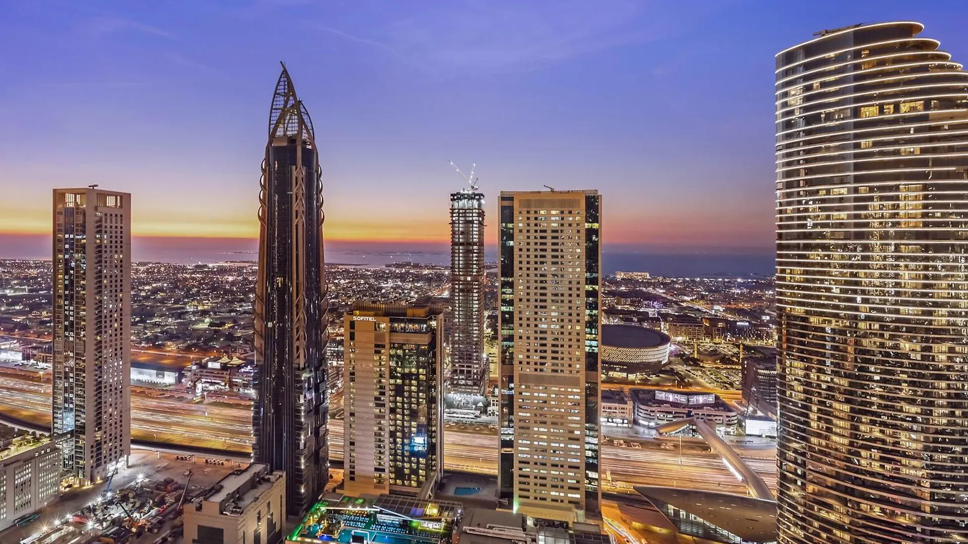 Apartment First Class 2Br With Full Dubai Skyline & Sea View