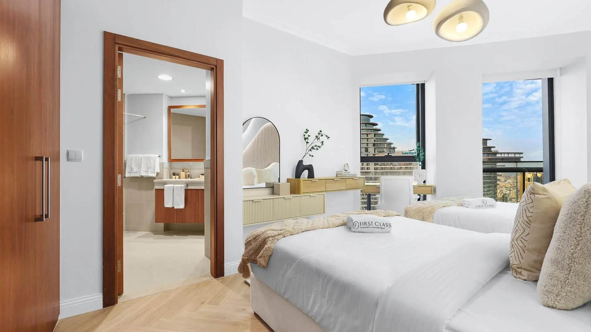 Appartement First Class 2Br With Full Dubai Skyline & Sea View